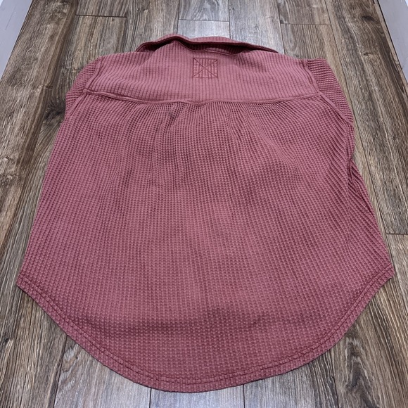 Aerie Womens Size Small Anytime Wave Waffle Shirt Button Up Pink - Picture 10 of 11